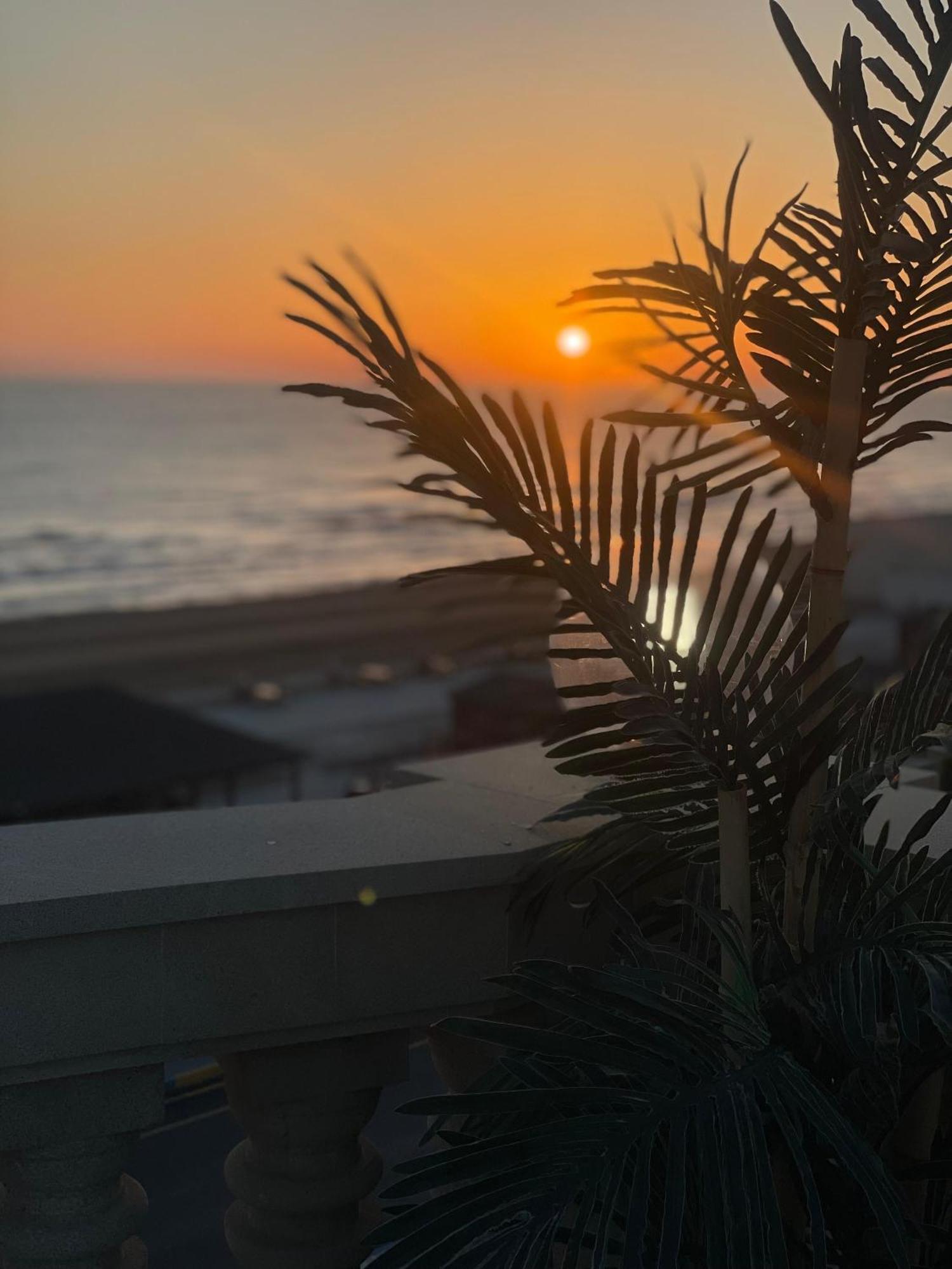 Sumqayıt Novart Gallery&Sea Hotel מראה חיצוני תמונה